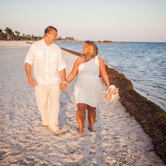 Meet your Posher, Julia Cyndi - Picture 4 of 7